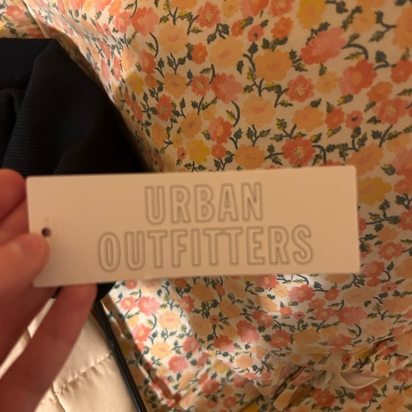 NWT Urban Outfitters Out From Under Crop Top - Picture 3 of 3
